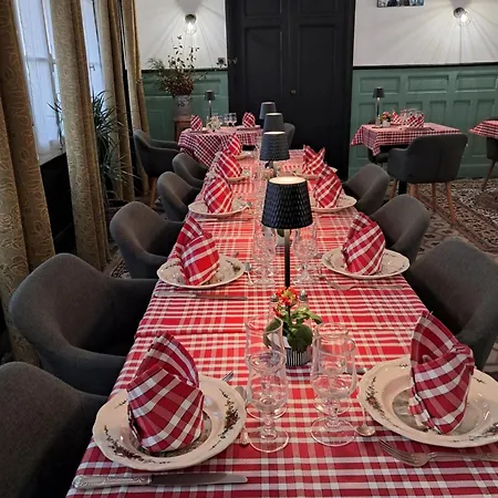 Le Normandy Hotel Beaumont-de-Lomagne